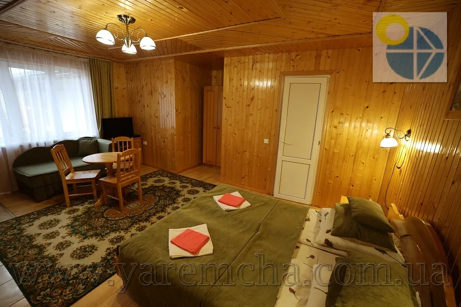 Яремче Гостинний двір Яблучко