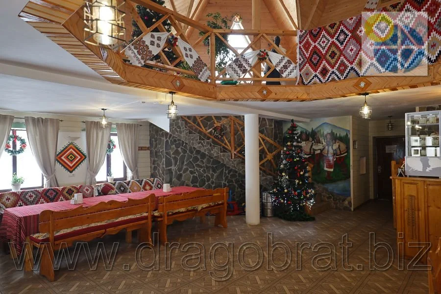 Поляниця(Буковель).Гостинний двір Буков'єл.