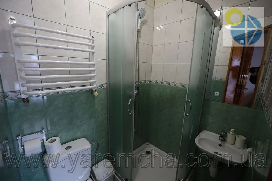 Татарів.Приватна садиба Прутець