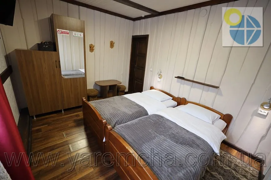 Татарів.Гостинний двір Файний