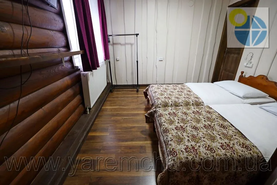 Татарів.Гостинний двір Файний