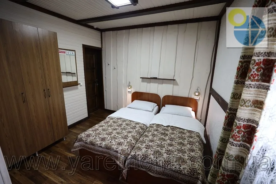 Татарів.Гостинний двір Файний